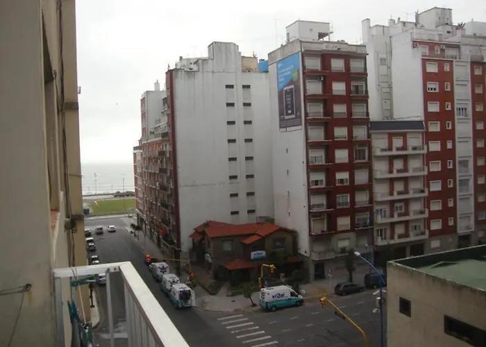 Depto A Una Cuadra Del Mar En Zona Guemes